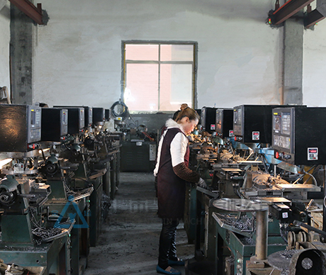 廠房設備-諸暨市登金機械有限公司